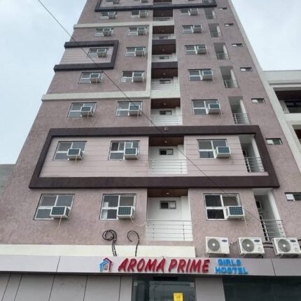 Aromaa prime girls hostel in Coral Park Kota