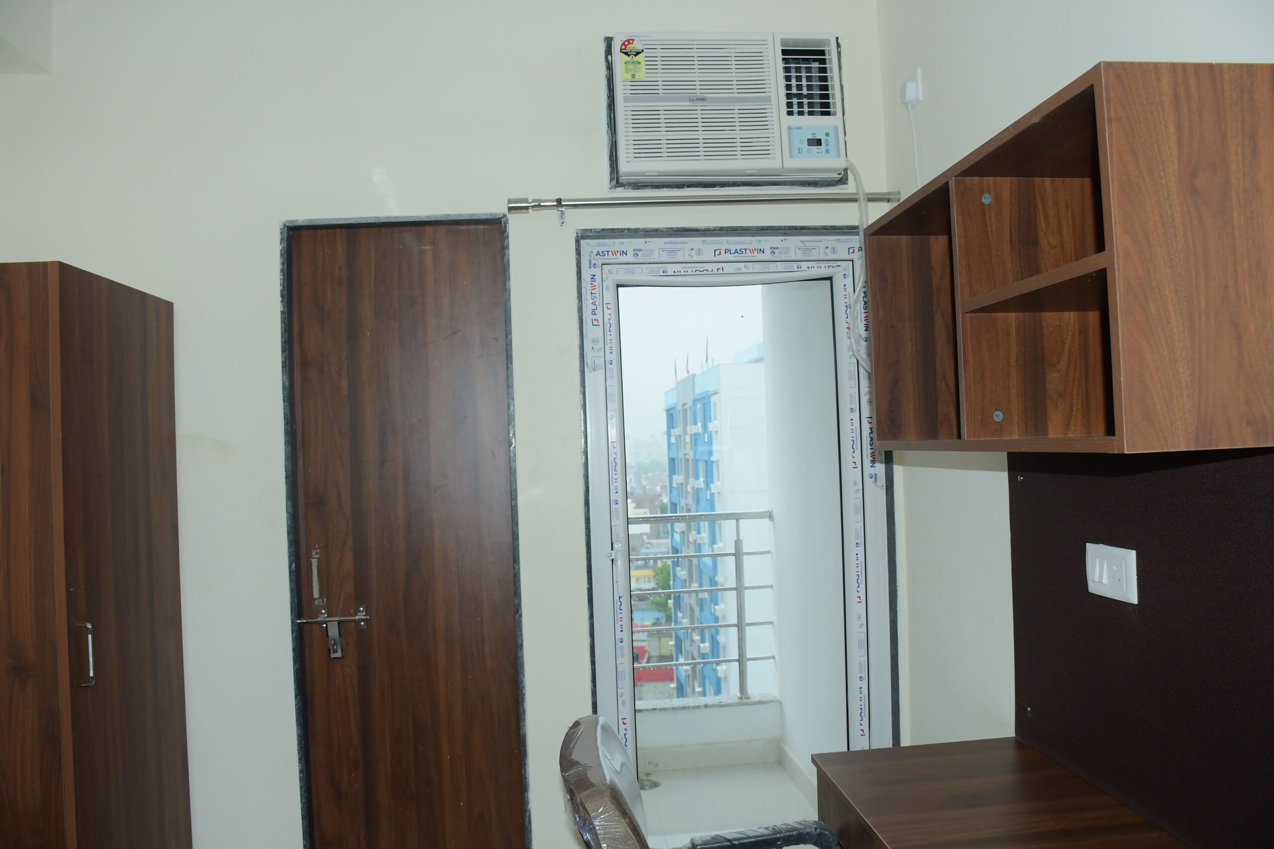 Aromaa prime girls hostel in Coral Park Kota