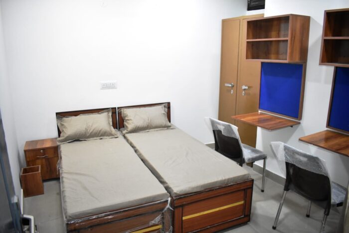 SMART PG FOR BOYS at South Extension Delhi