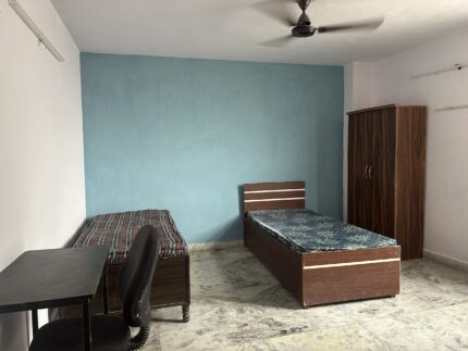 Fyndstays Eternity Boys PG in South extension