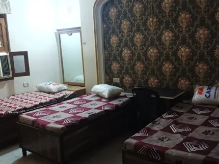 Thrive inn Boys PG in Laxmi Nagar Delhi