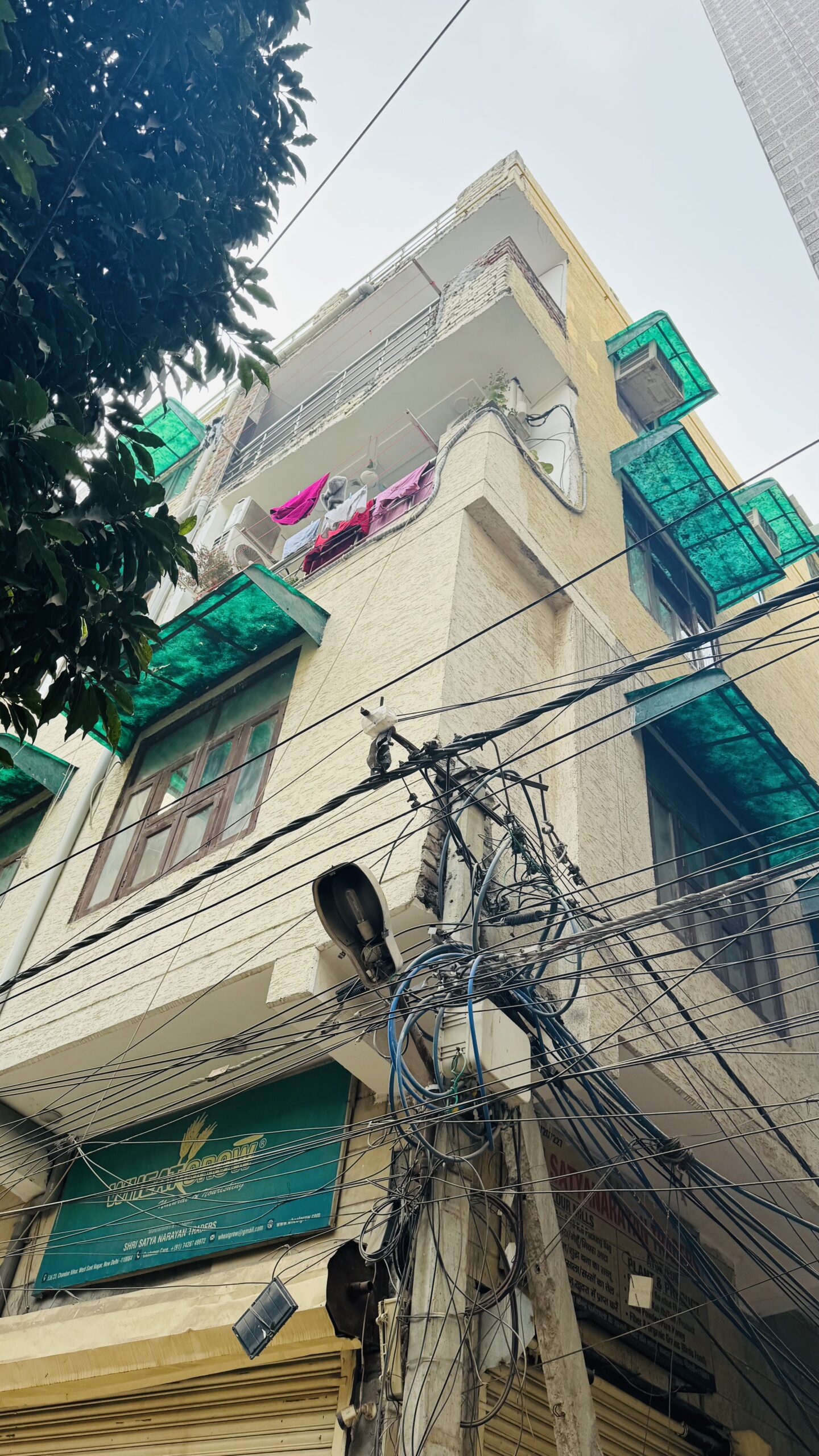 ff-7b25ea762cf8911e2f342eebf3cdb842-ff-IMG_0052 New Modern Girls PG in Burari Delhi near DU North Campus